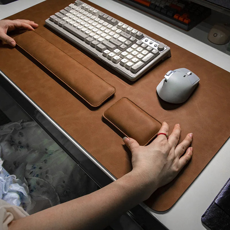 Σετ Συνθετικό Δέρμα (Προστατευτικό γραφείου και μαξιλάρια καρπών)