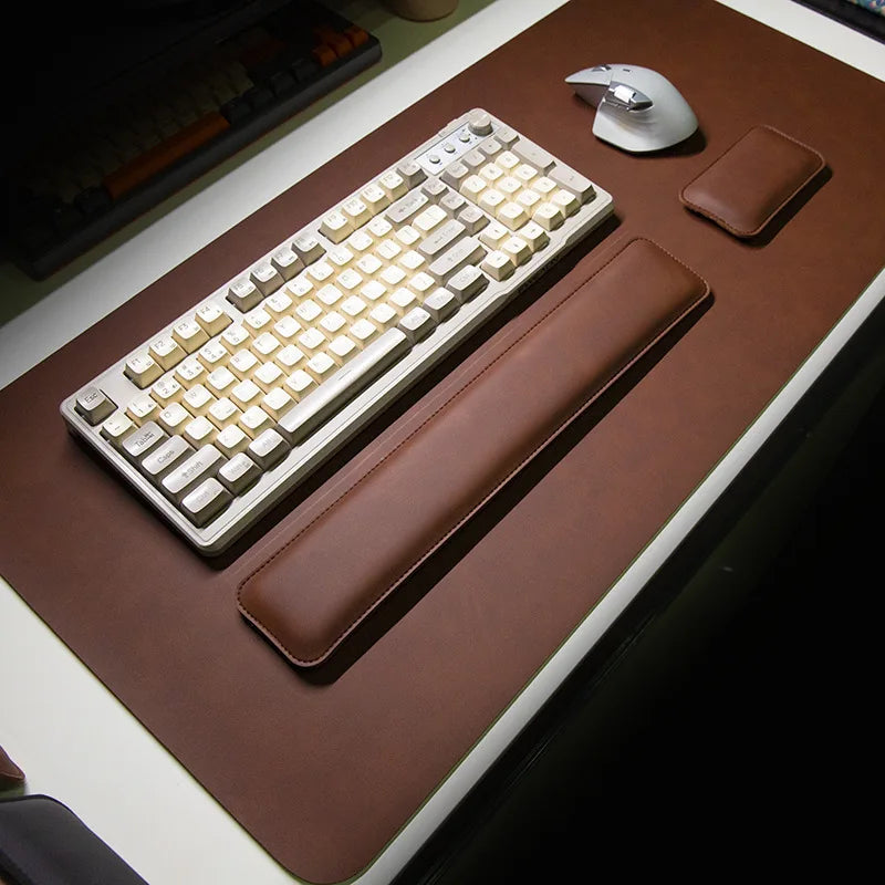 Σετ Συνθετικό Δέρμα (Προστατευτικό γραφείου και μαξιλάρια καρπών)